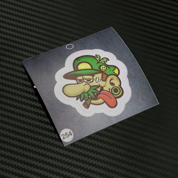 استیکر قارچ خور برند استیکر لئو مدل قارچ خور زخمی کد ۲۵۴